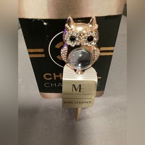 Modern Expression Golden Bling Black Gems and Rhinestones Wine Stopper